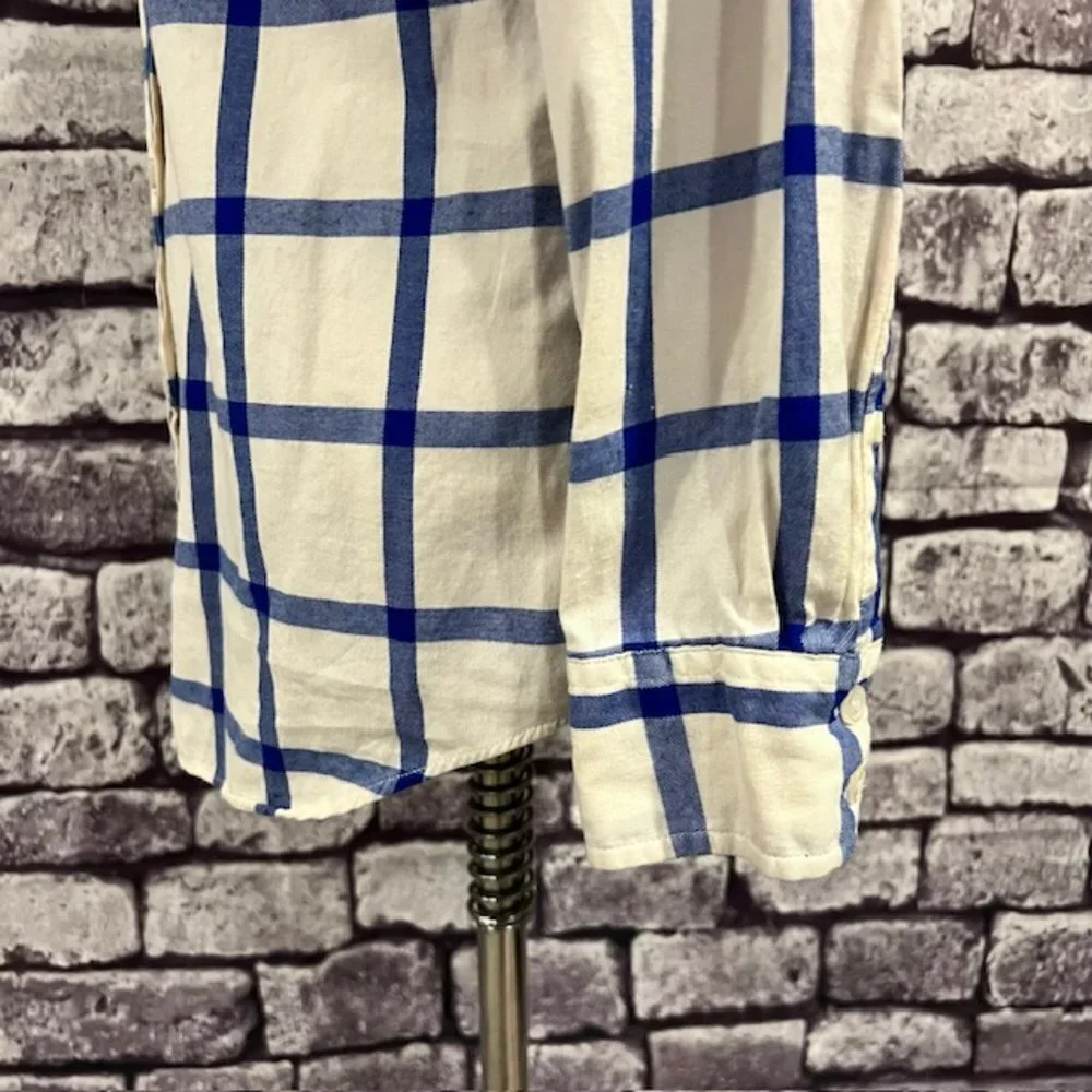 J. Crew Blue & Ivory Boy Fit Button Down Blouse Size SP